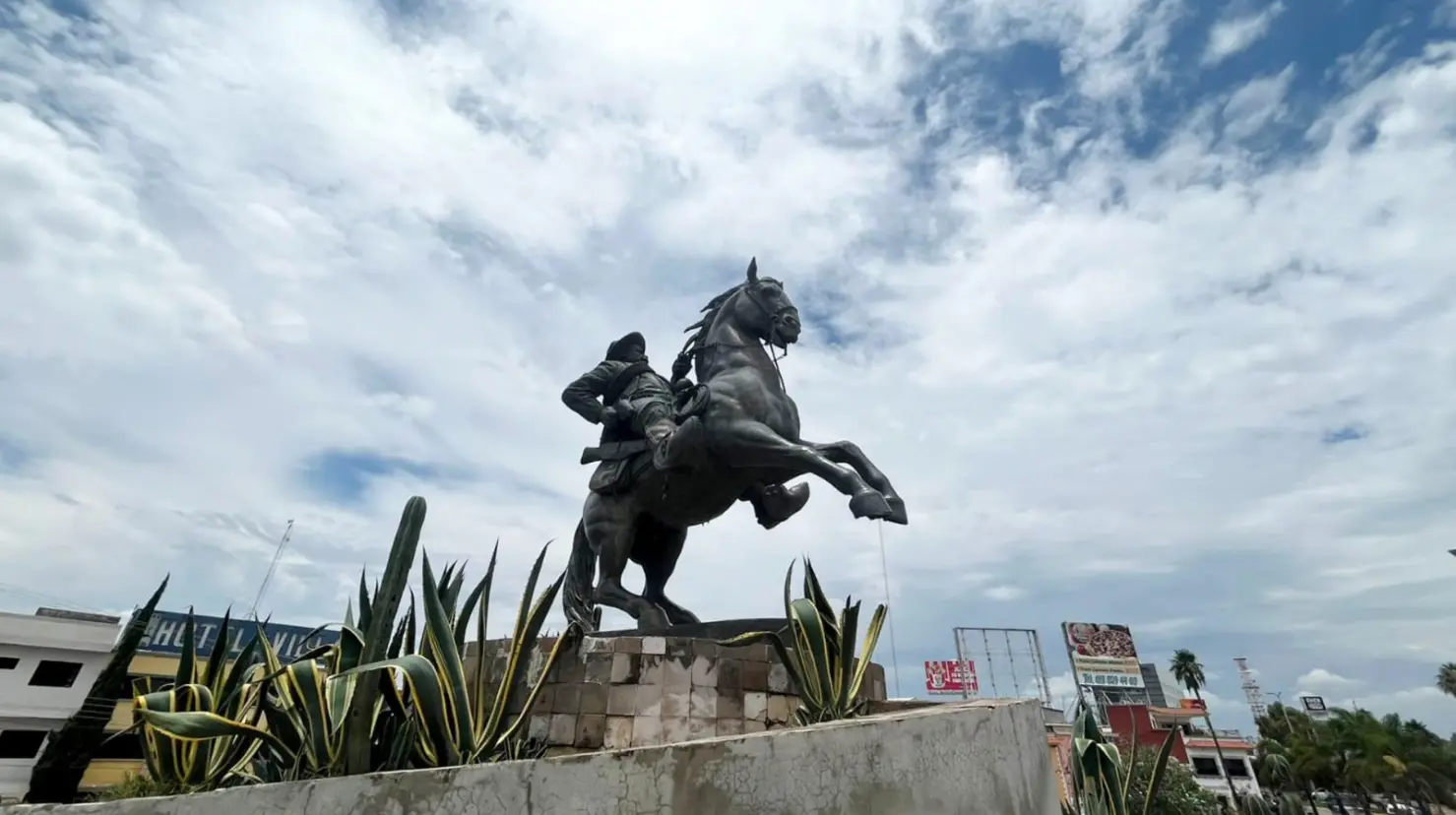 El monumento de Durango que rinde homenaje a un mexicano conocido en todo el mundo | Foto: Jesús Carrillo