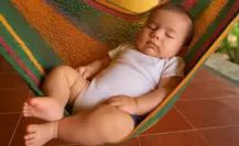 Los beneficios de dormir en hamaca para los bebés, según la tradición yucateca