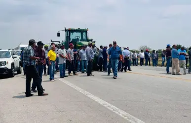 Agricultores cierran carretera de San Fernando por falta de apoyos