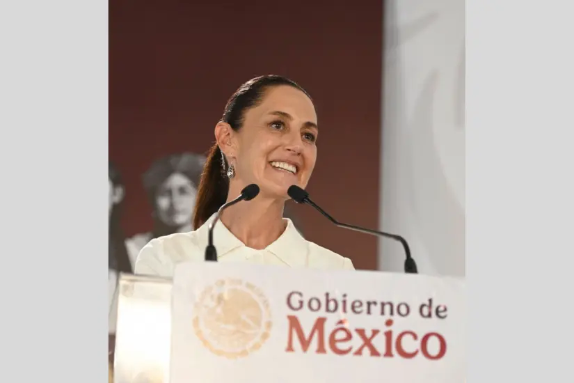La presidenta Claudia Sheinbaum en su gira por Tampico | Foto: Perla Herrera