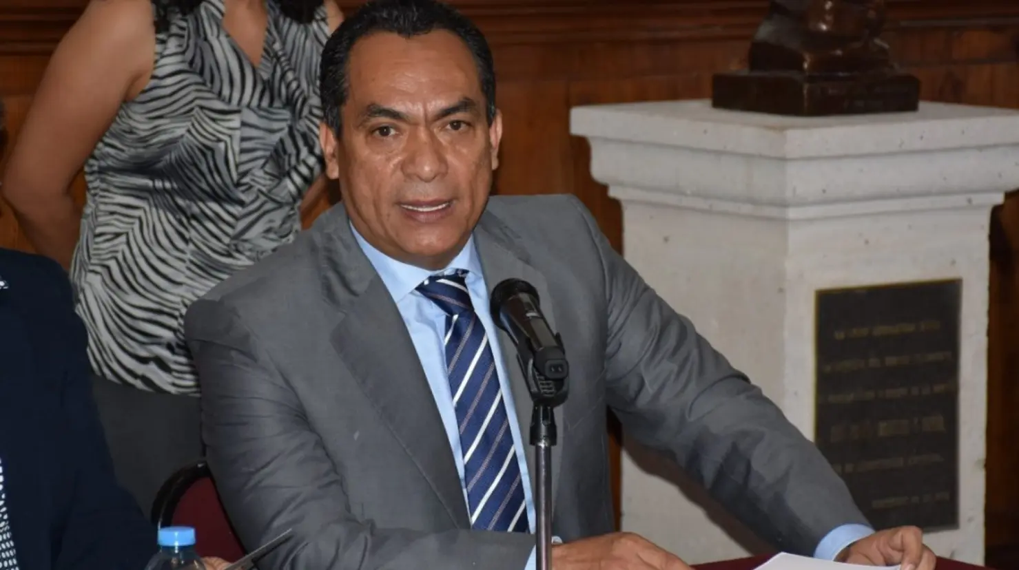 Renuncia el fiscal general de Michoacán ante reclamos por falta de resultados. Foto: Fátima Alfaro