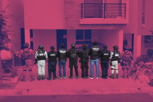 Catean casa en Escobedo y detienen a sujeto con drogas