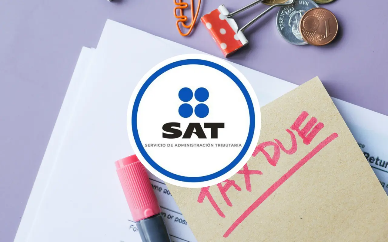 Multa fiscal y logo del SAT. Foto: SAT / Canva