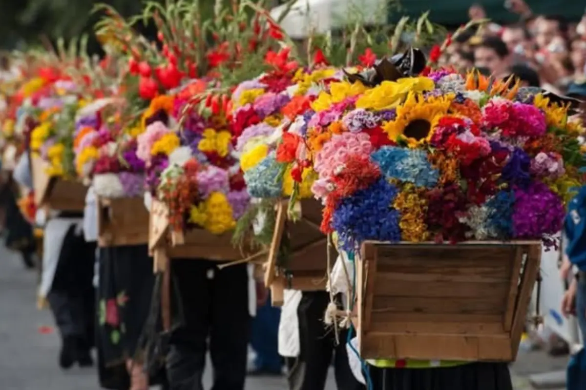 Feria de las Flores en San Ángel 2024. Foto: @Facebook Alcaldía Álvaro Obregón | Canva