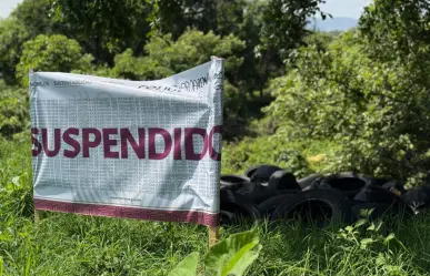 Descubren tiradero ilegal de llantas en zona protegida de Tepoztlán