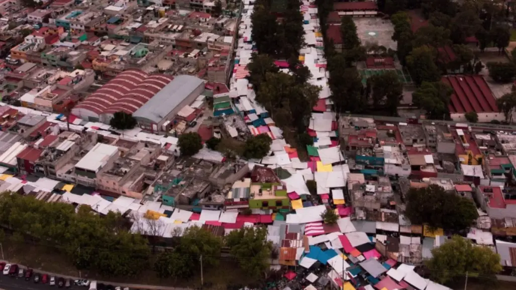 El tianguis más grande de CDMX recorre más de 7 kilómetros de puestos y casi nadie lo conoce