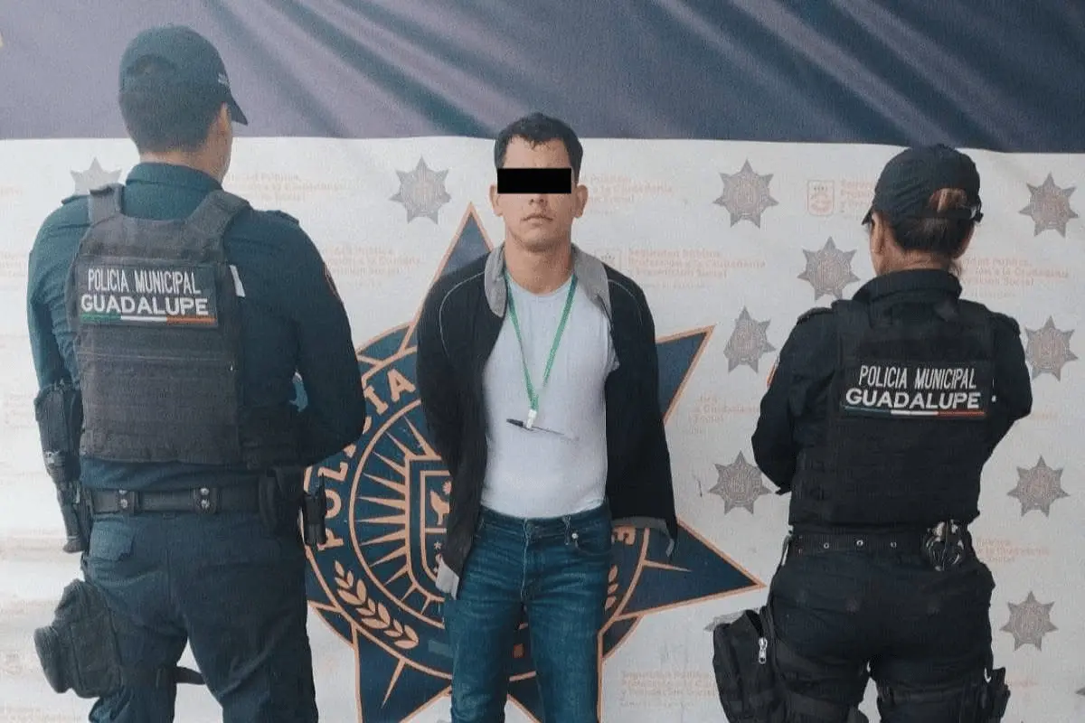 De acuerdo con la información, el sospechoso abordó a una clienta de BanCoppel al salir del cajero automático tras realizar una operación. Foto: policía de Gpe.