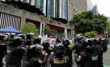 SSC CDMX reprime con jalones protesta pacífica de personal del IMSS Bienestar