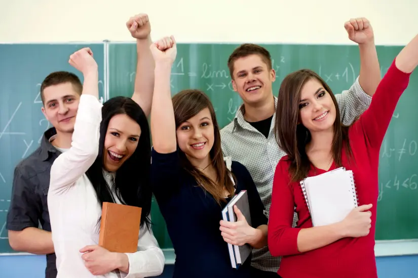 La beca es para todos los niveles de educación | Foto: Freepik