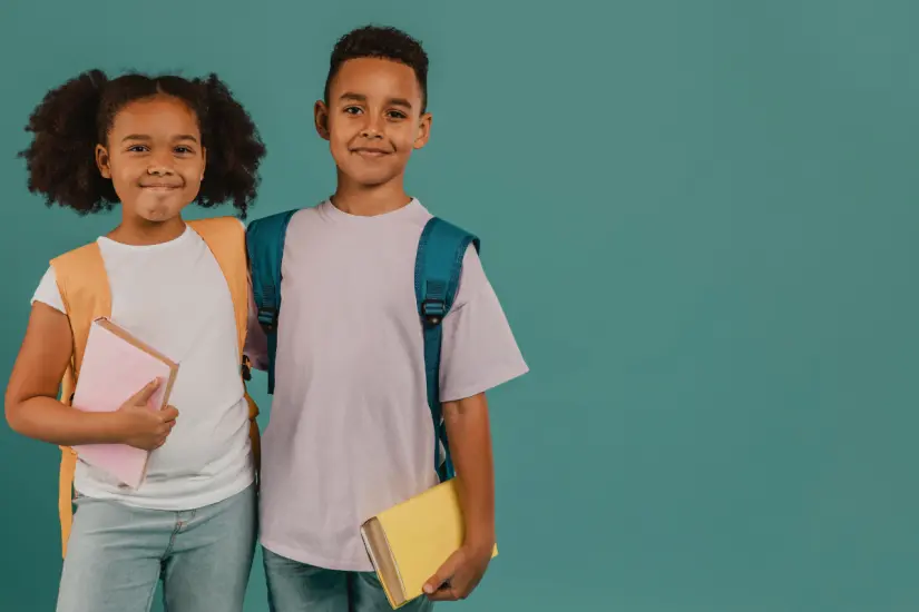 NO debes de tener hermanos becados | Foto: Freepik
