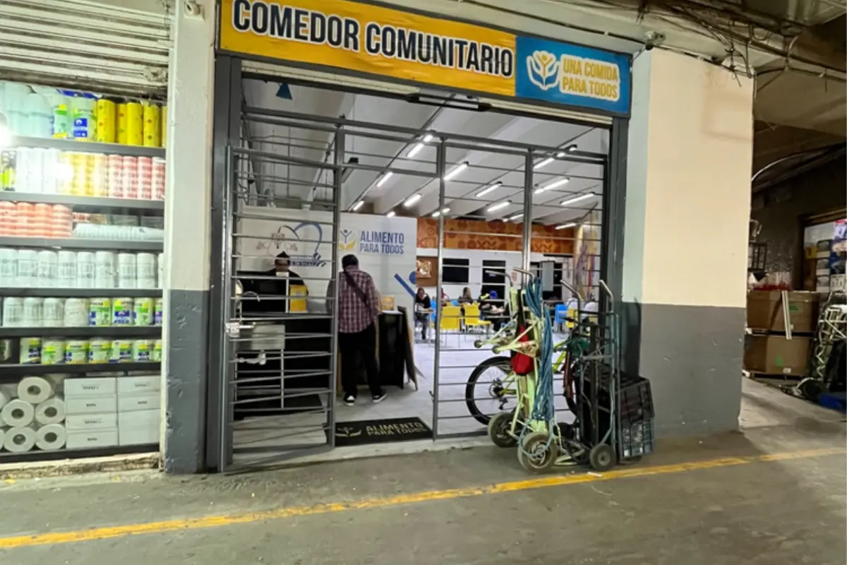 Comedor comunitario del Dr. Simi en CDMX. Foto: Iván Macías