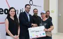 David de la Peña entrega la beca Creo en ti a 109 familias vulnerables en Santiago