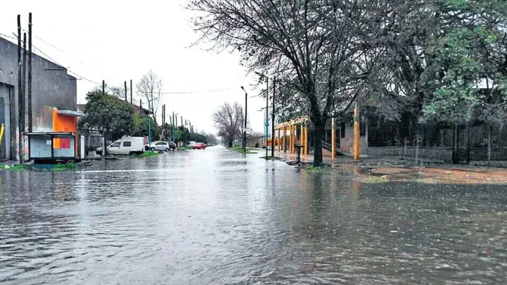 Inicia el descenso del agua en Tampico tras días de inundaciones: autoridades aceleran apoyos