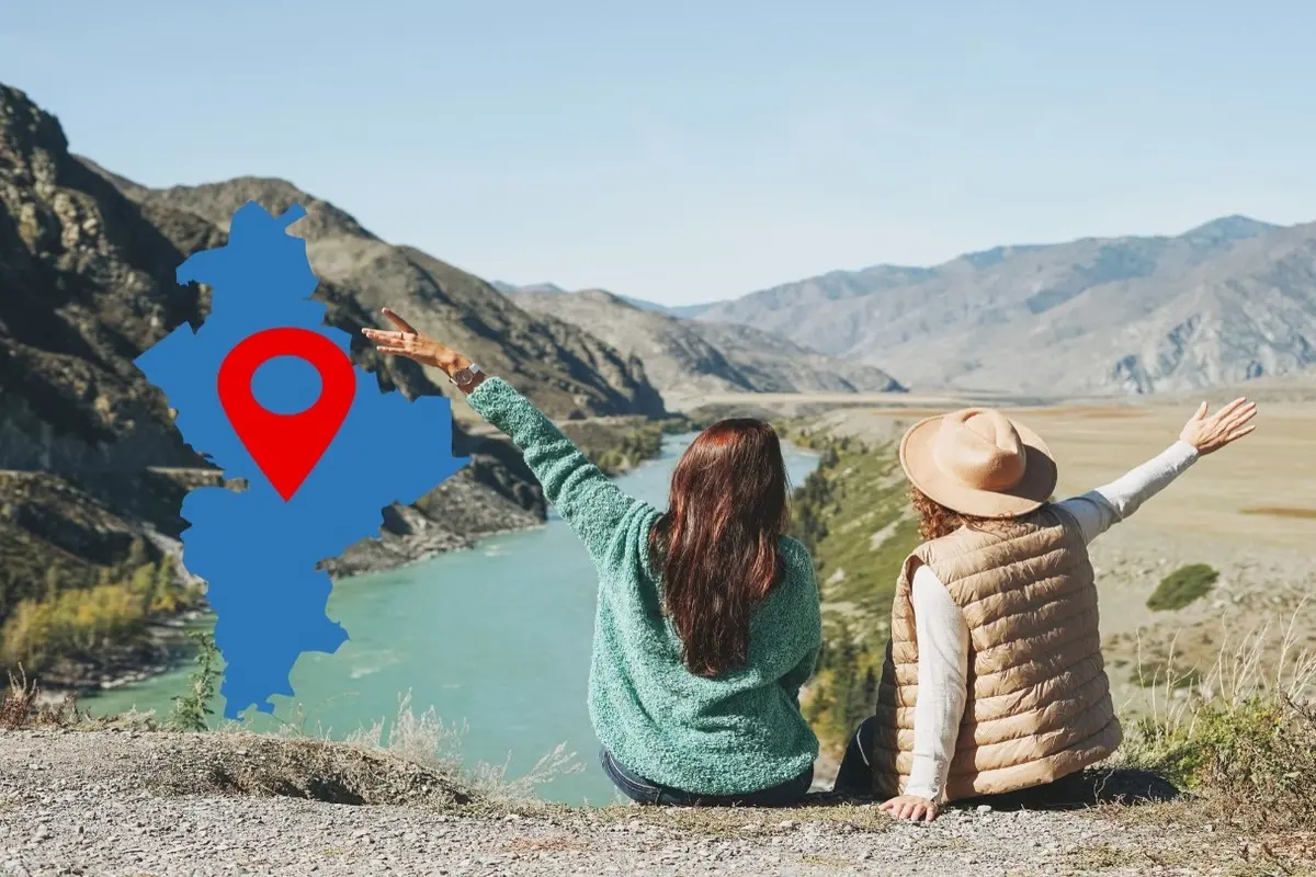 La laguna forma parte de un ecosistema protegido dentro de la Reserva Natural Sierra de Picachos. Foto: Canva.