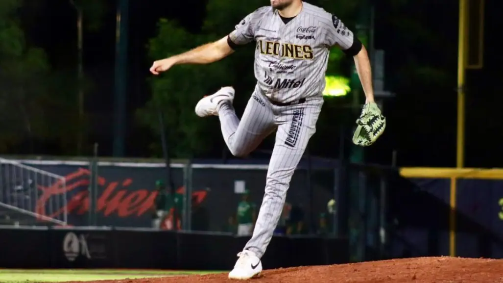 Los Bravos de León ganan el primero ante Leones de Yucatán en duelo de batazos
