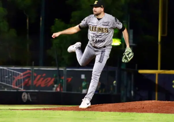 Los Bravos de León ganan el primero ante Leones de Yucatán en duelo de batazos