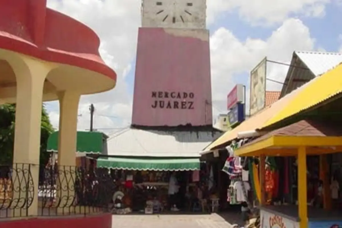 Descubre la fusión de arquitectura tradicional y moderna en el mercado Juárez de Matamoros, un lugar emblemático con casi 200 años de historia