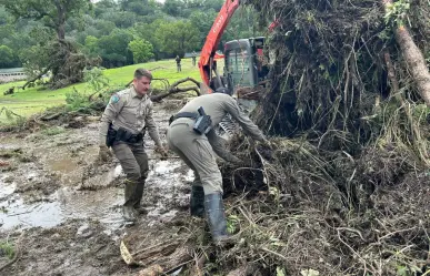 Confirman muerte de 2 mexicanos por inundaciones en Texas