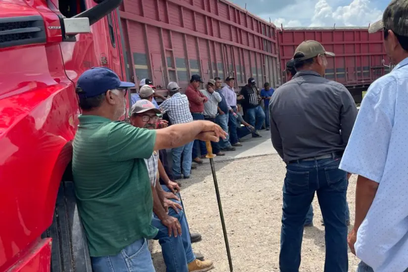 Los agricultores pueden llegar a gastar 15 mil pesos o más por temporada | Foto: FB