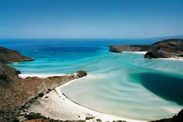 5 playas limpias y ocultas en Baja California Sur que pocos conocen y vale la pena visitar