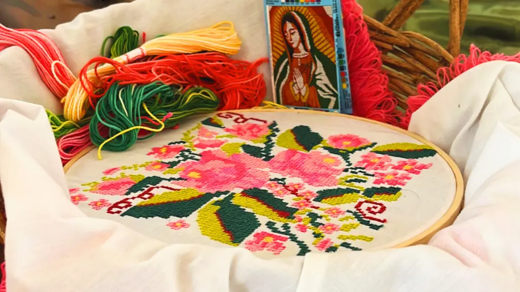 "Kili´ich chuuyo´ob", la exposición que celebra los bordados sagrados mayas en Mérida