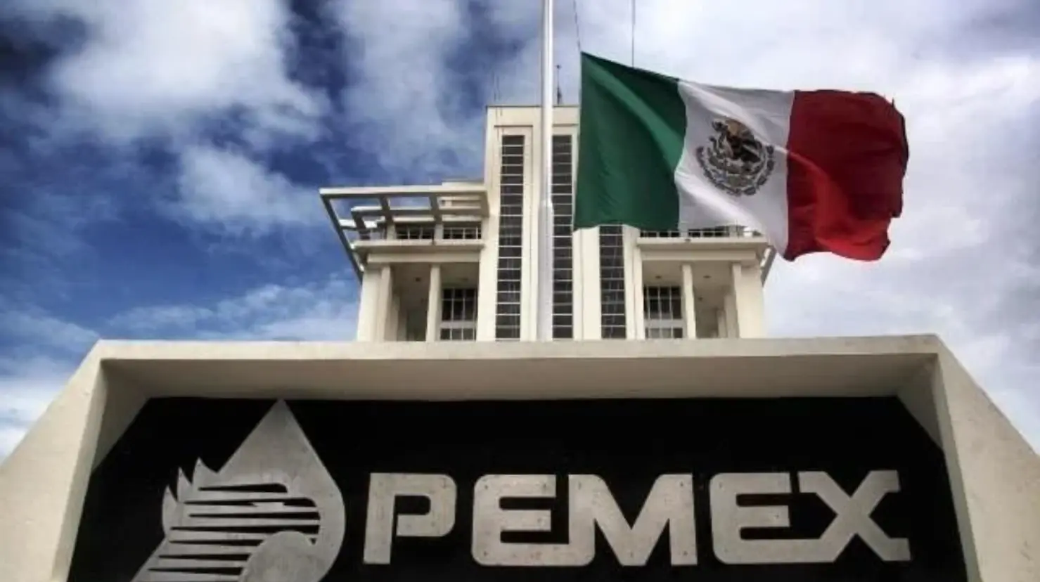 Exfuncionarios de Pemex condenados a 31 años de prisión por huachicoleo en administración de EPN. Foto: Pemex