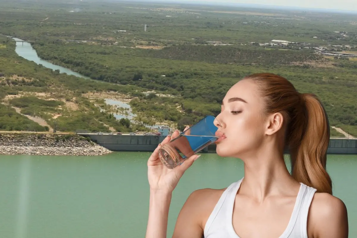 Explora el nivel de las presas en Nuevo León tras las recientes lluvias. Foto: Agua y Drenaje de Monterrey / CANVA