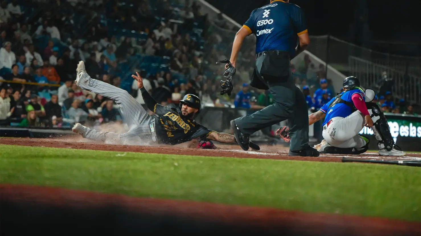 En emocionante partido, los Leones de Yucatán lograron vencer a los Bravos de León para empatar la serie que se juega en Guanajuato.- Fuente Leones de Yucatán