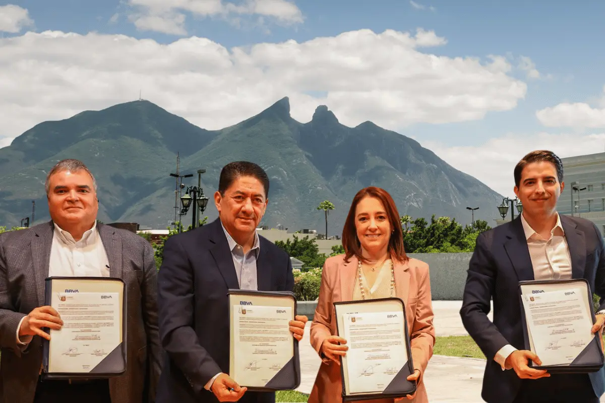 Durante el acuerdo la secretaria de Turismo, Maricarmen Martínez Villarreal resaltó la importancia de impulsar al estado en el sector turístico. Foto: Canva.