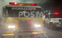 VIDEO | Incendio sorprende a dulcería en Guadalupe y deja daños materiales