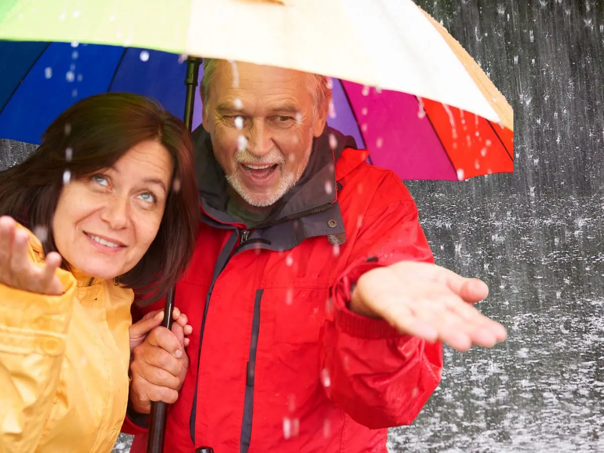 Para este jueves prevalecerán las tormentas por una nueva onda tropical, además que habrá temperaturas cercanas a los 40 grados centígrados.- Fuente Canva