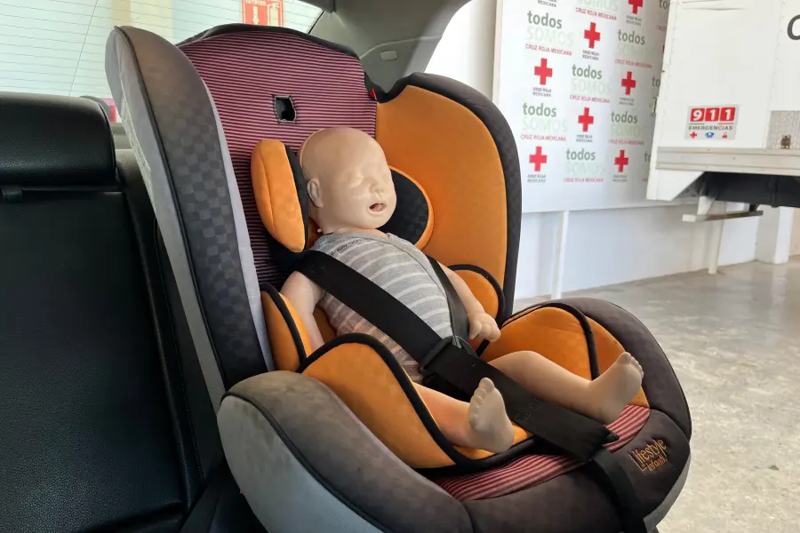 ¿Viaje en carretera? Conoce el uso correcto de los asientos de seguridad para niños