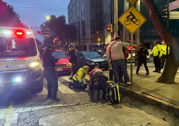 Motociclista herido tras ser embestido por auto en México Coyoacán
