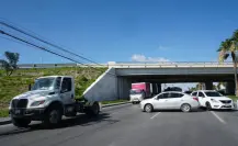 Bloquean choferes de Didi la carretera Reynosa-Monterrey; protestan contra operativos del transporte