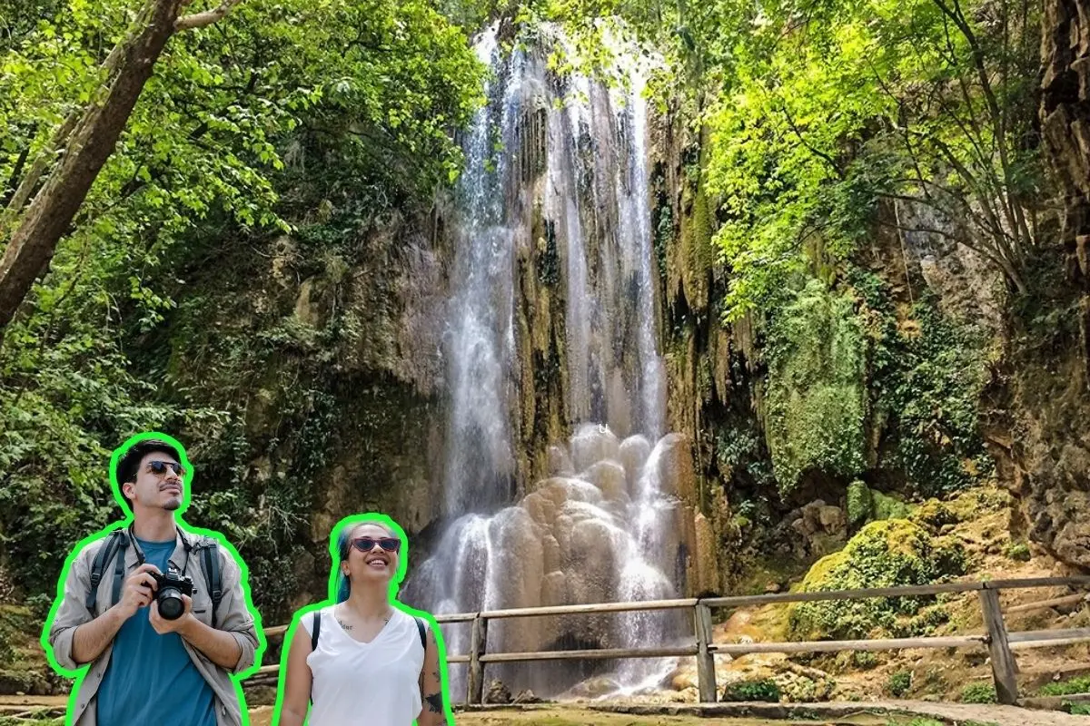 El Parque Recreativo El Salto y sus bellas cascadas te conecta con la naturaleza. Foto: Facebook El Gobierno de Nuevo León / Canva