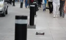 Avanza Distrito Centro de Saltillo; instalan bolardos de seguridad