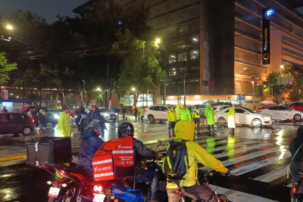 Feministas bloquean calles de CDMX: exigen justicia en carpetas de abuso infantil