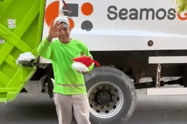¡Emotiva fiesta! Niño celebra cumpleaños con trabajadores de Red Ambiental l VIDEO