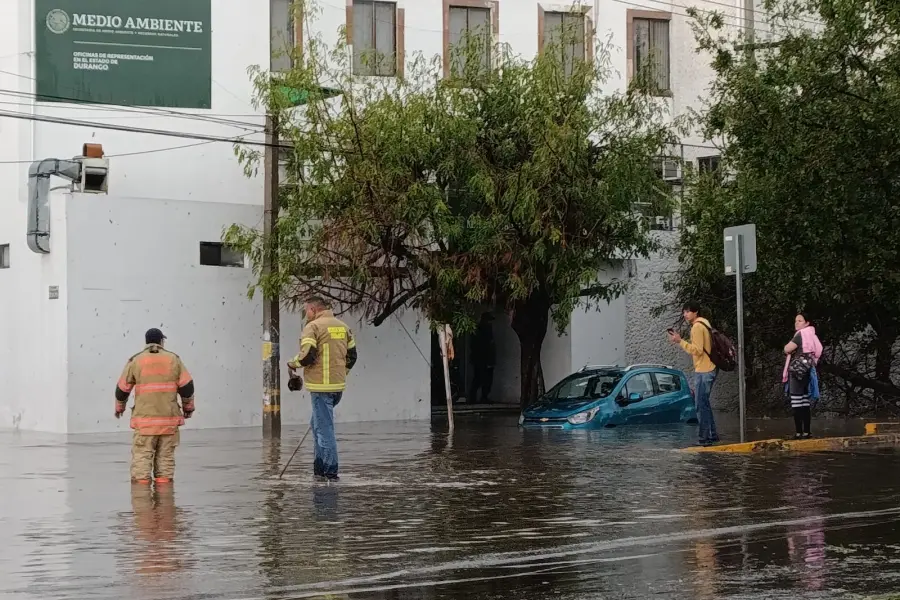 Fuertes lluvias causan caos en Durango este 12 de julio