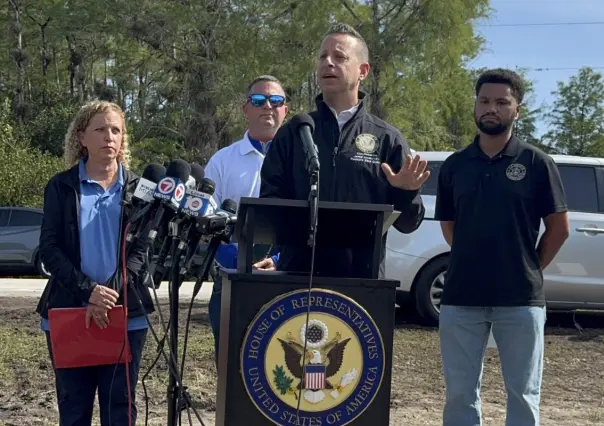 Alligator Alcatraz recibe críticas por condiciones infrahumanas para los migrantes detenidos