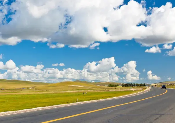 Esta es la carretera que te lleva de Edomex a un pueblo de Guanajuato que parece una villa francesa