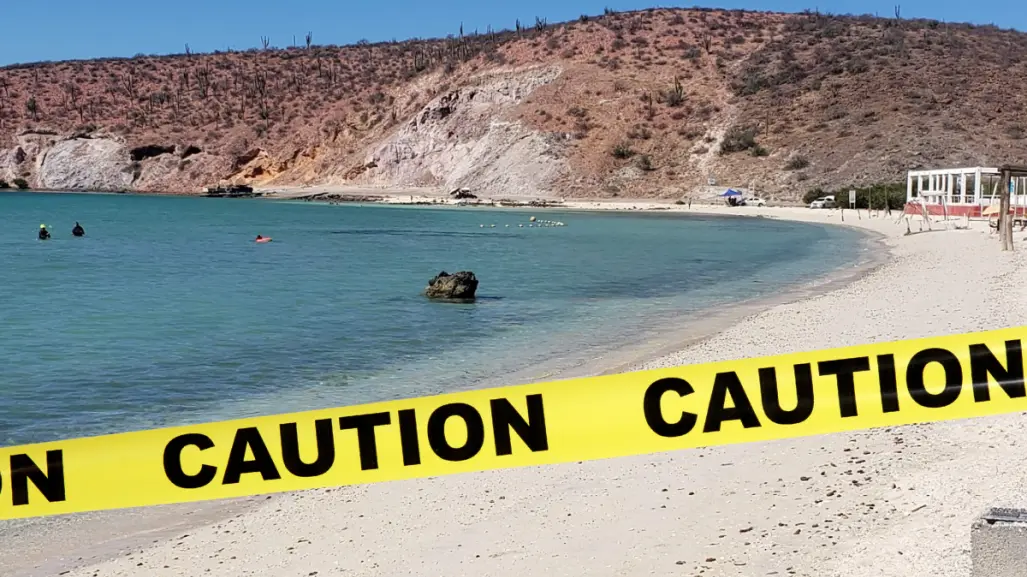 Mujer fallece al salir de la playa Pichilingue en La Paz; se sintió mal
