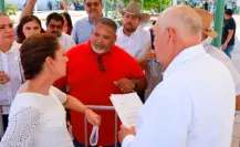 Transportistas protestan durante visita de Sheinbaum en La Paz; exigen respeto a la ley y salida de funcionario estatal