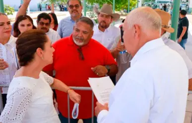 Transportistas protestan durante visita de Sheinbaum en La Paz; exigen respeto a la ley y salida de funcionario estatal