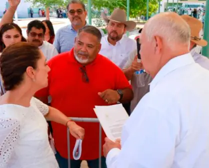 Transportistas protestan durante visita de Sheinbaum en La Paz; exigen respeto a la ley y salida de funcionario estatal