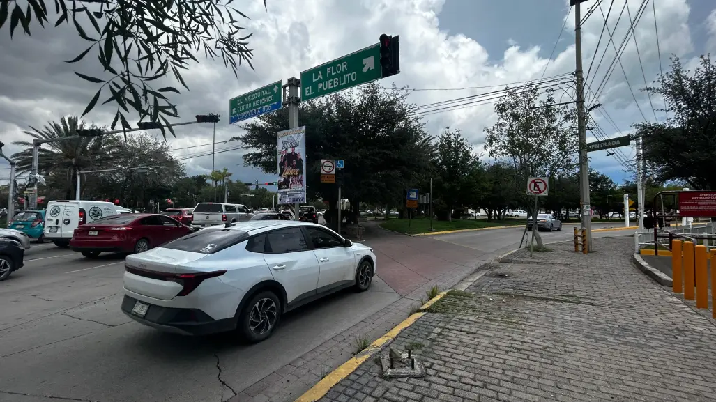 El semáforo de Durango al que pocos conductores respetan su luz roja 