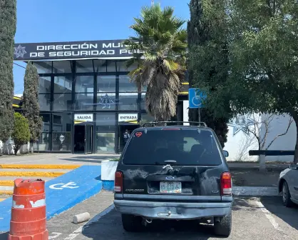 ¿Cuántos vehículos son retirados por semana en los retenes de Durango?