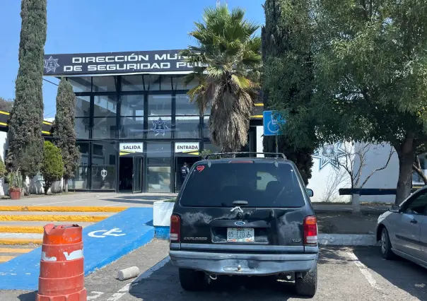 ¿Cuántos vehículos son retirados por semana en los retenes de Durango?
