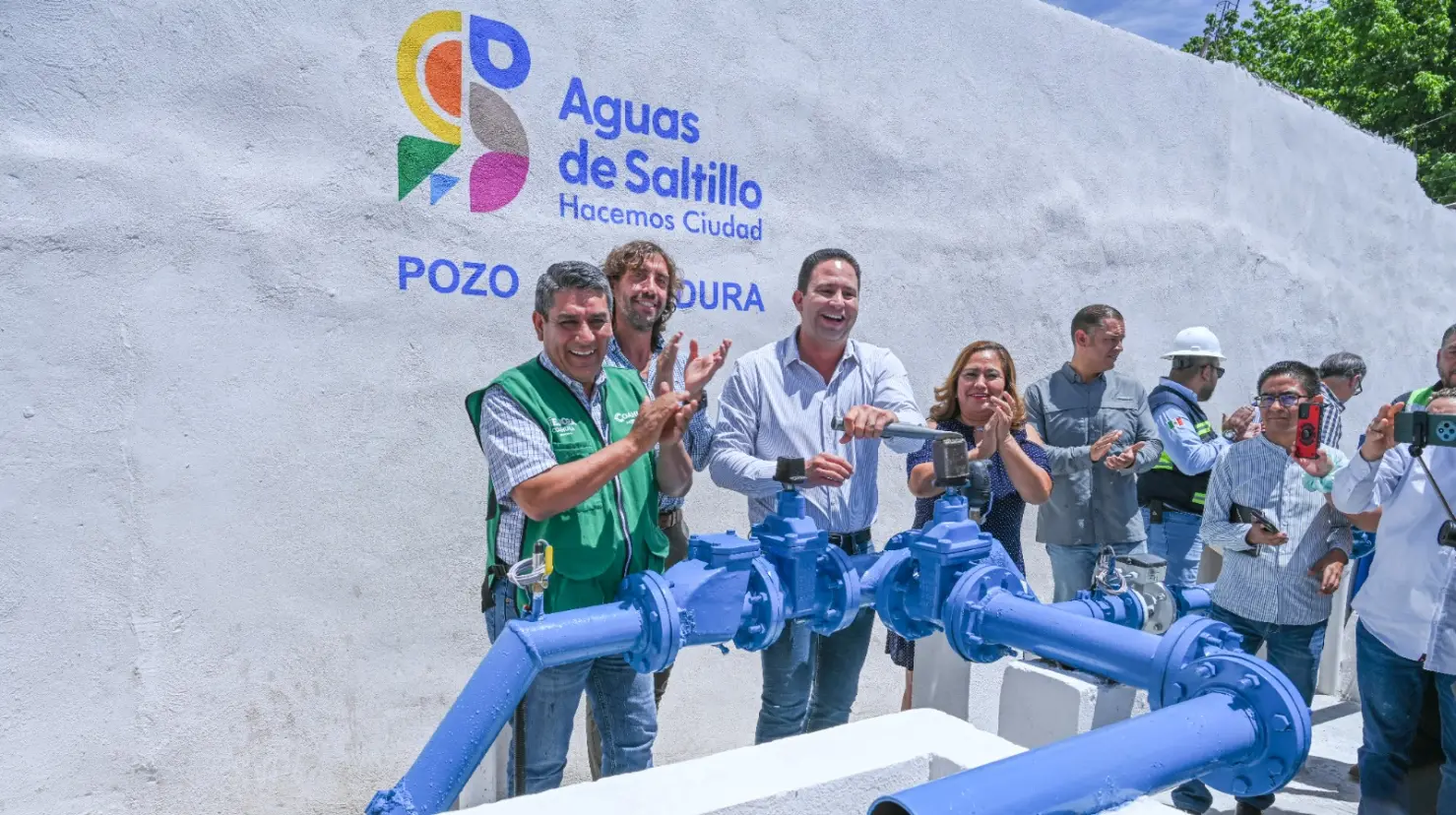 El alcalde Javier Díaz señaló que este año se incrementará en 258 litros por segundo al abastecimiento de agua. (Fotografía: Gobierno de Saltillo)