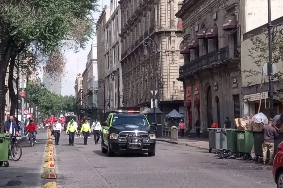 Cierre de calles por marcha de la ANUEE en CDMX. Foto: X (@OVIALCDMX)